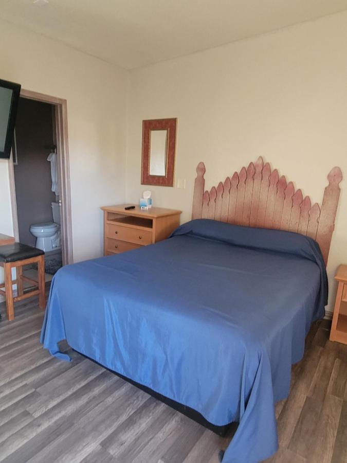 קולורדו ספרינגס True North Motel מראה חיצוני תמונה