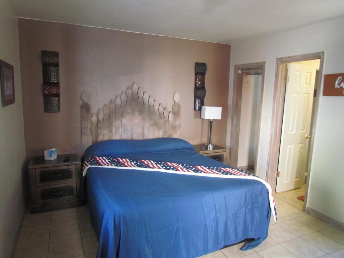 קולורדו ספרינגס True North Motel מראה חיצוני תמונה