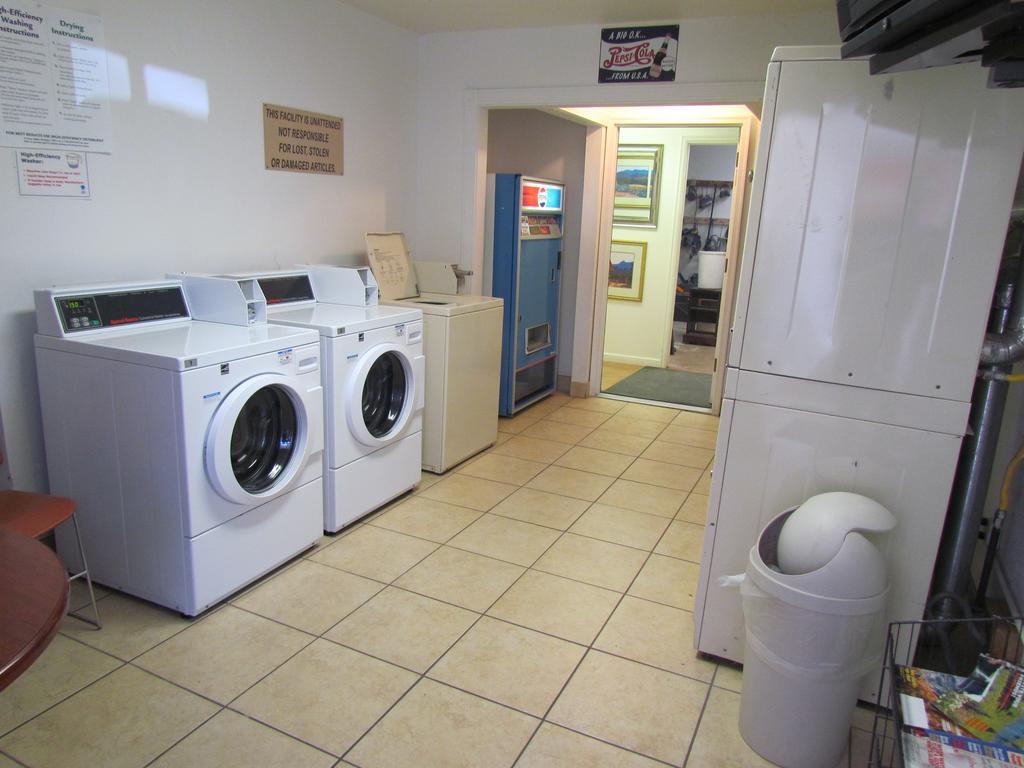 קולורדו ספרינגס True North Motel מראה חיצוני תמונה